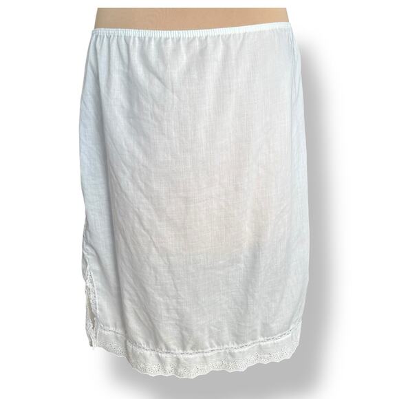 Vintage White Lace Hem Half Slip Skirt Side Vent Elastic Waist Large USA Made - Picture 9 of 10